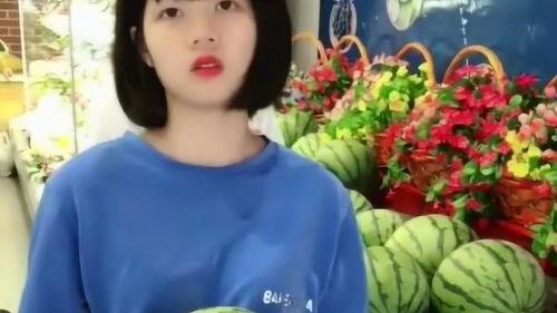 娱乐吃瓜酱姐弟日常,日常甜蜜互动,揭秘娱乐圈温馨日常