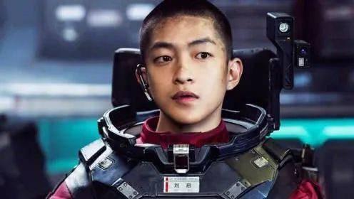 娱乐圈吃瓜屈楚萧,娱乐圈吃瓜风云中的焦点人物